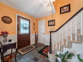 14 Gerek Avenue, West Islip NY 11795