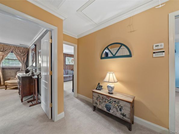 14 Gerek Avenue, West Islip NY 11795