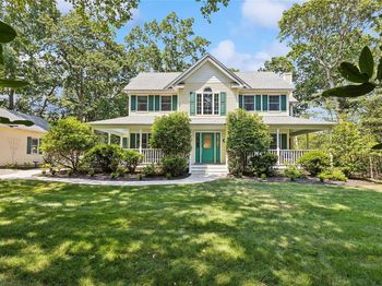 1025 Long Creek Drive