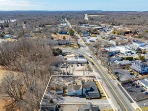 13100 Main Rd, Mattituck NY 11952