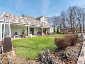 13100 Main Rd, Mattituck NY 11952