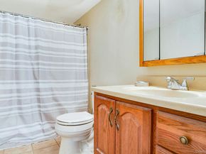 669 East Drive, Lindenhurst NY 11757