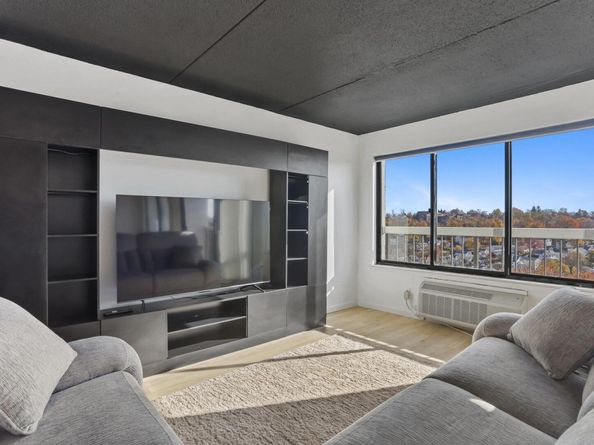500 High Point Drive 709, Hartsdale NY 10530