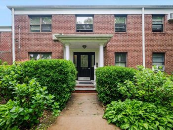 1215 E Broadway