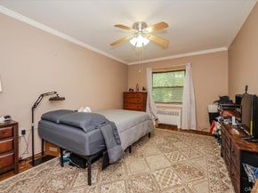 1215 E Broadway A13, Hewlett NY 115578