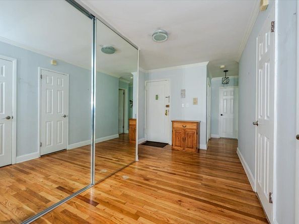 1215 E Broadway A13, Hewlett NY 115578