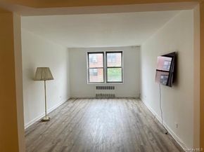 33-45 92 Street 4K, Jackson Heights NY 11372