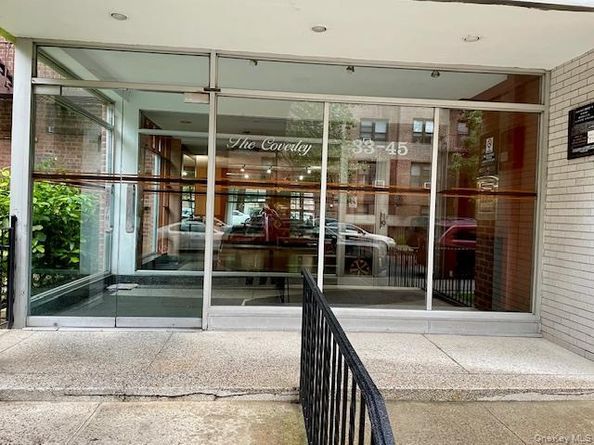 33-45 92 Street 4K, Jackson Heights NY 11372