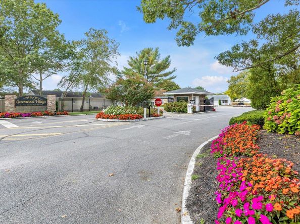 21 Limetree Drive, Manorville NY 11949