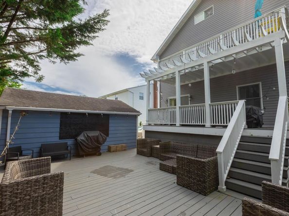 849 E Bay Drive, West Islip NY 11795