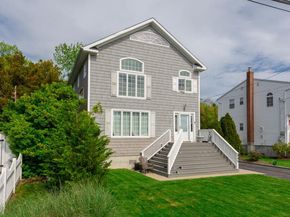 849 E Bay Drive, West Islip NY 11795