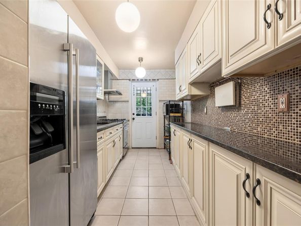 17-12 Starr Street, Ridgewood NY 11385