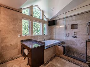 43 Oxford Boulevard, Great Neck NY 11023