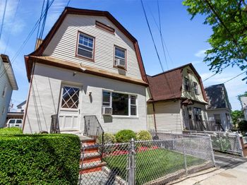 4 Oakley Place