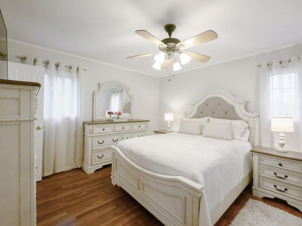 372 Hamilton Place, West Islip NY 11795