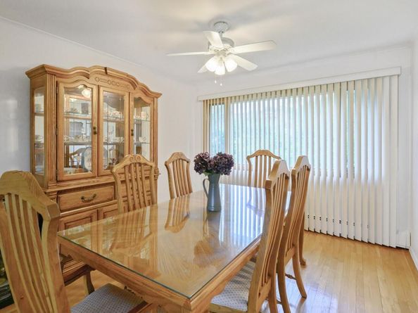 372 Hamilton Place, West Islip NY 11795