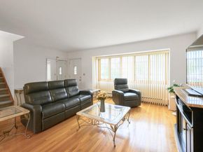 372 Hamilton Place, West Islip NY 11795