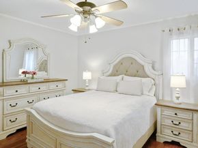 372 Hamilton Place, West Islip NY 11795