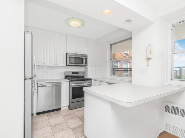 5900 Arlington Avenue 6S, Bronx NY 10471