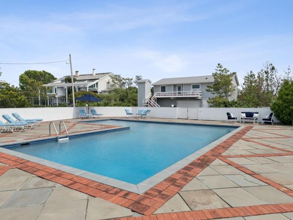 355 Dune Rd, Westhampton Beach NY 11978