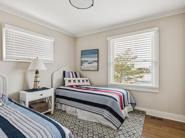 355 Dune Rd, Westhampton Beach NY 11978