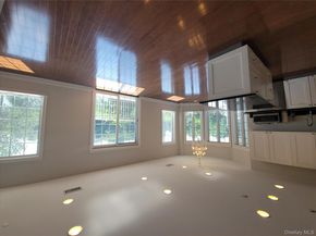 337 Park Crescent, College Point NY 11356