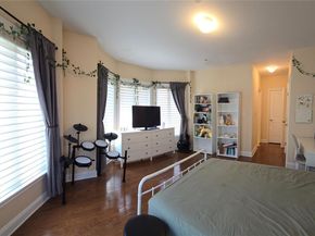 337 Park Crescent, College Point NY 11356