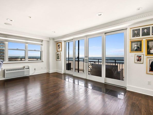26 W Broadway 505, Long Beach NY 11561