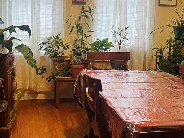 62-18 60 Drive, Maspeth NY 11378
