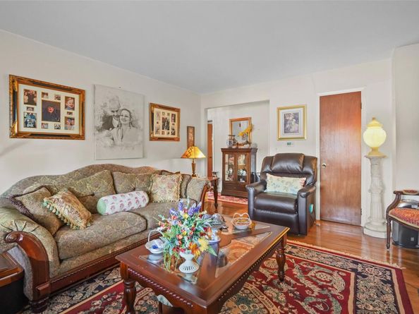 757 Warburton Avenue, Yonkers NY 10701