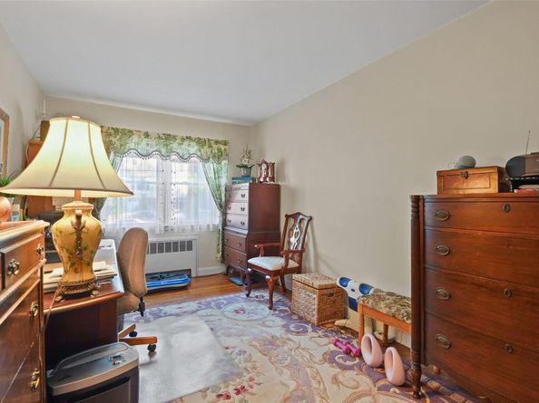 757 Warburton Avenue, Yonkers NY 10701