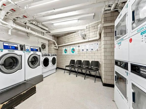 245 35 Street E 9J, New York (Manhattan) NY 10016