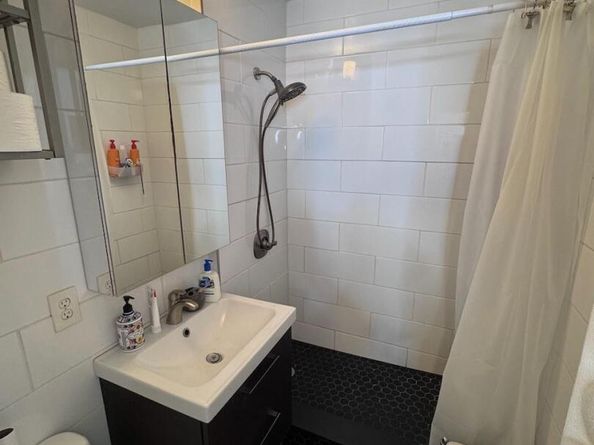 245 35 Street E 9J, New York (Manhattan) NY 10016