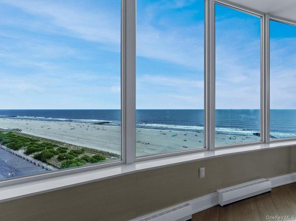 403 E Boardwalk 806, Long Beach NY 11561