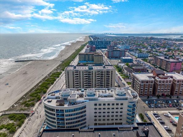 403 E Boardwalk 806, Long Beach NY 11561
