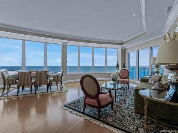 403 E Boardwalk 806, Long Beach NY 11561