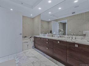 403 E Boardwalk 806, Long Beach NY 11561