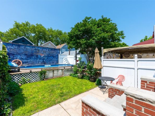 21-38 73rd Street, Astoria NY 11370