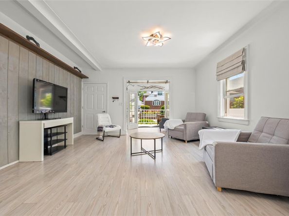 21-38 73rd Street, Astoria NY 11370