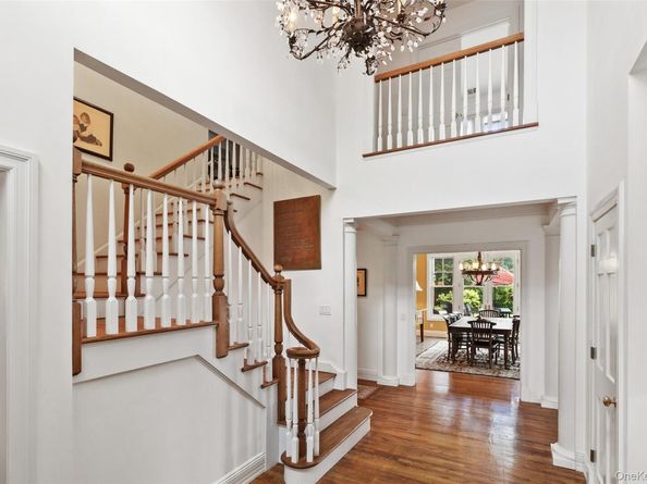 61 Carolyn Place, Chappaqua NY 10514