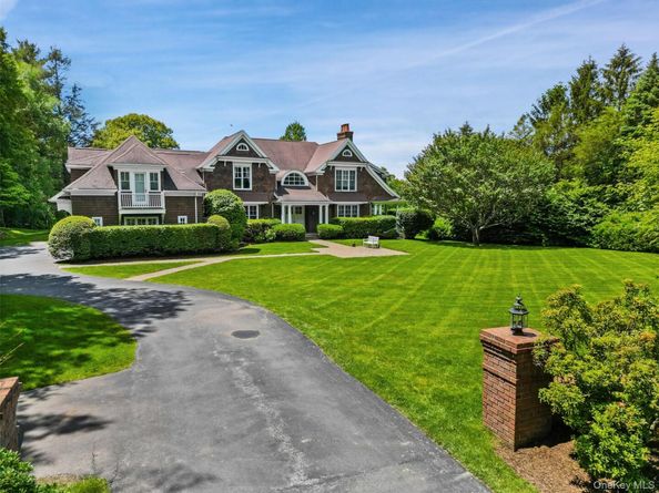 61 Carolyn Place, Chappaqua NY 10514