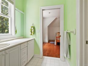 61 Carolyn Place, Chappaqua NY 10514