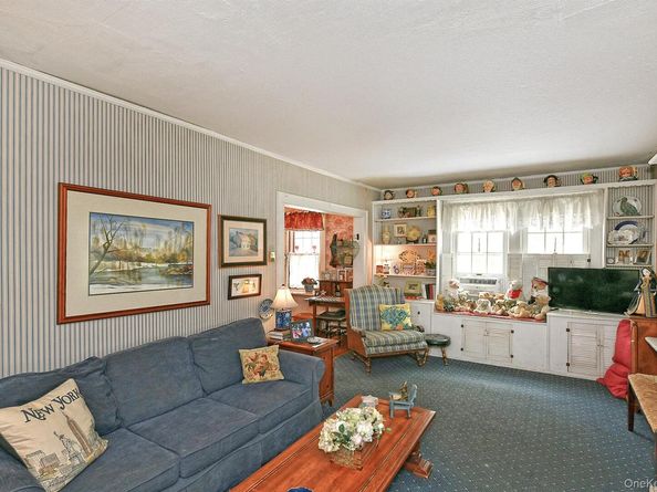 2067 Jackson Avenue, Seaford NY 11783