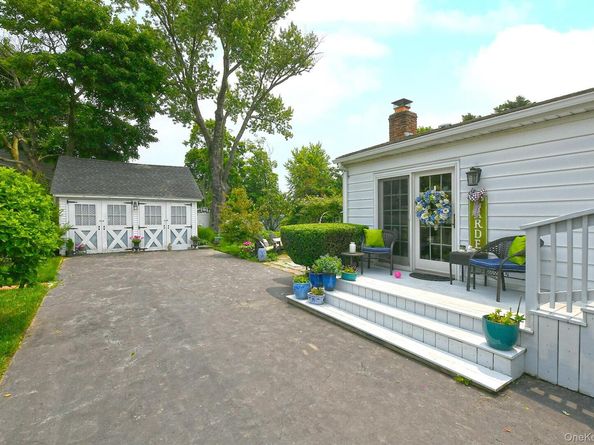 2067 Jackson Avenue, Seaford NY 11783