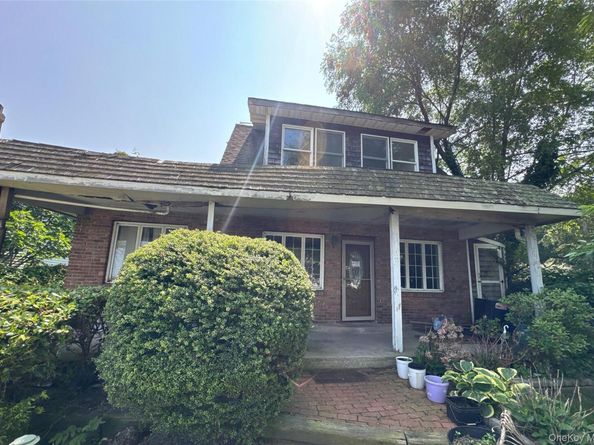 143 Harbor Road, Cold Spring Harbor NY 11724