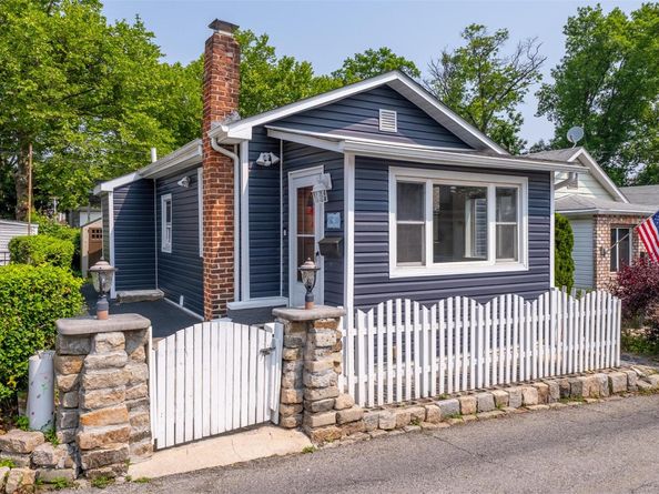 6 Beech Place 6, Bronx NY 10465