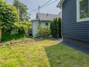 6 Beech Place 6, Bronx NY 10465