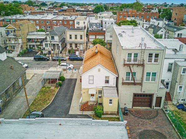 10364 52nd Avenue, Flushing NY 11368