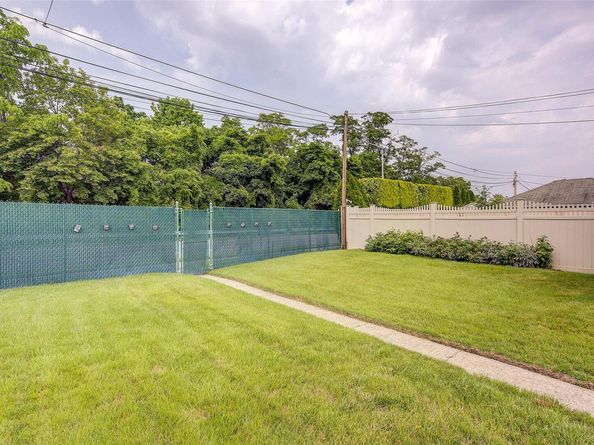 163 15th Drive, Whitestone NY 11357