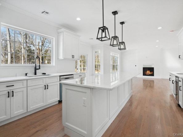 117 Currans, Middle Island NY 11953
